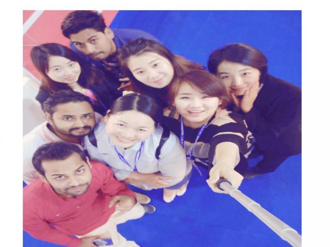 فرشاة تنظيف الألواح الشمسية من خيوط النايلون مع أنبوب تغذية المياه 7